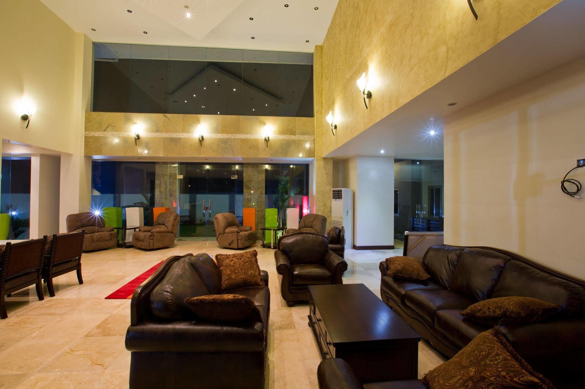 Eagles Lodge, Takoradi Sekondi-Takoradi Zewnętrze zdjęcie